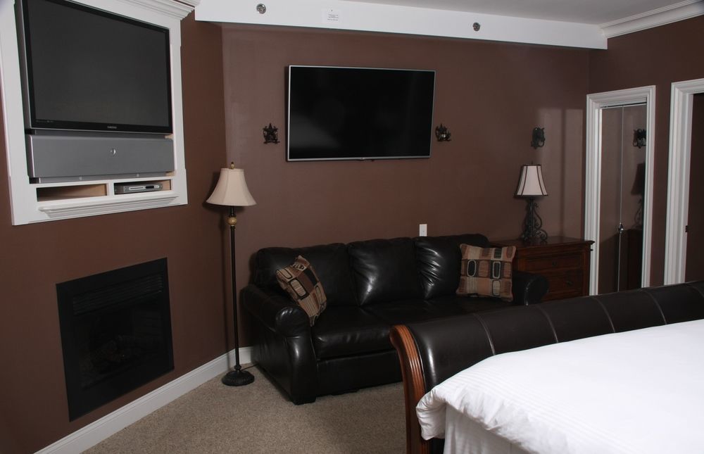 Depot Inn & Suites La Plata Екстериор снимка