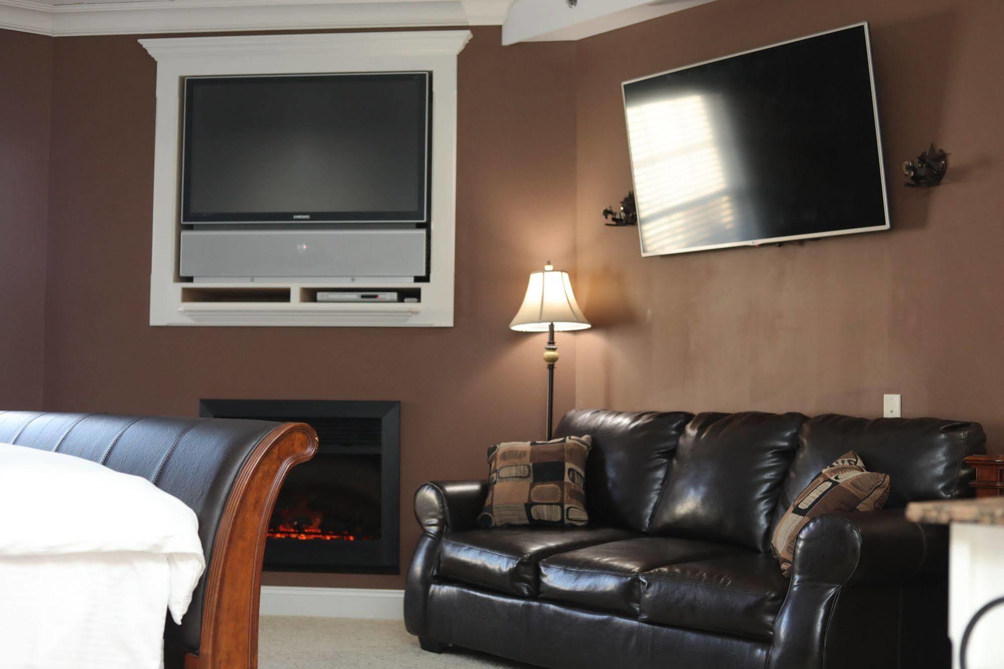 Depot Inn & Suites La Plata Екстериор снимка