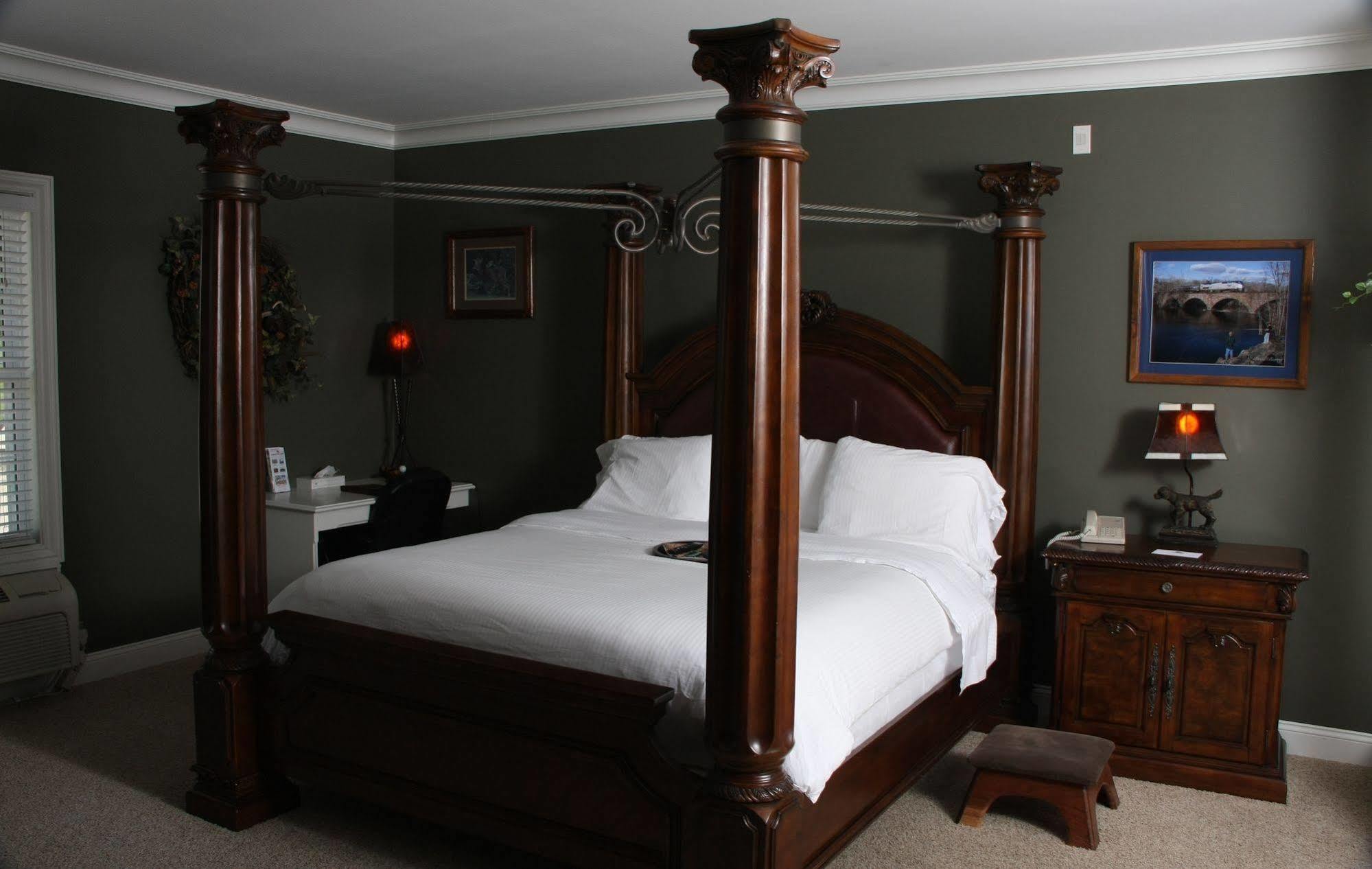 Depot Inn & Suites La Plata Екстериор снимка